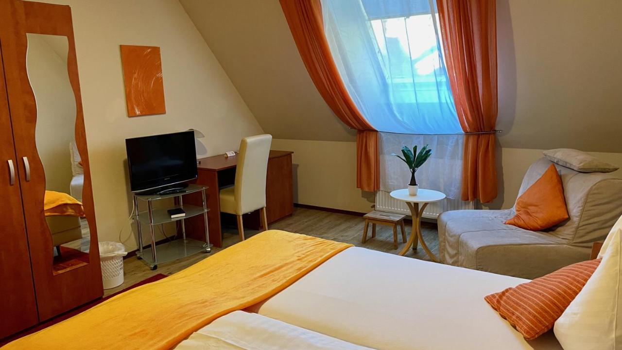 Goesser Bachgasslhof -- Bed And Breakfast -- Apartments Leoben  Buitenkant foto