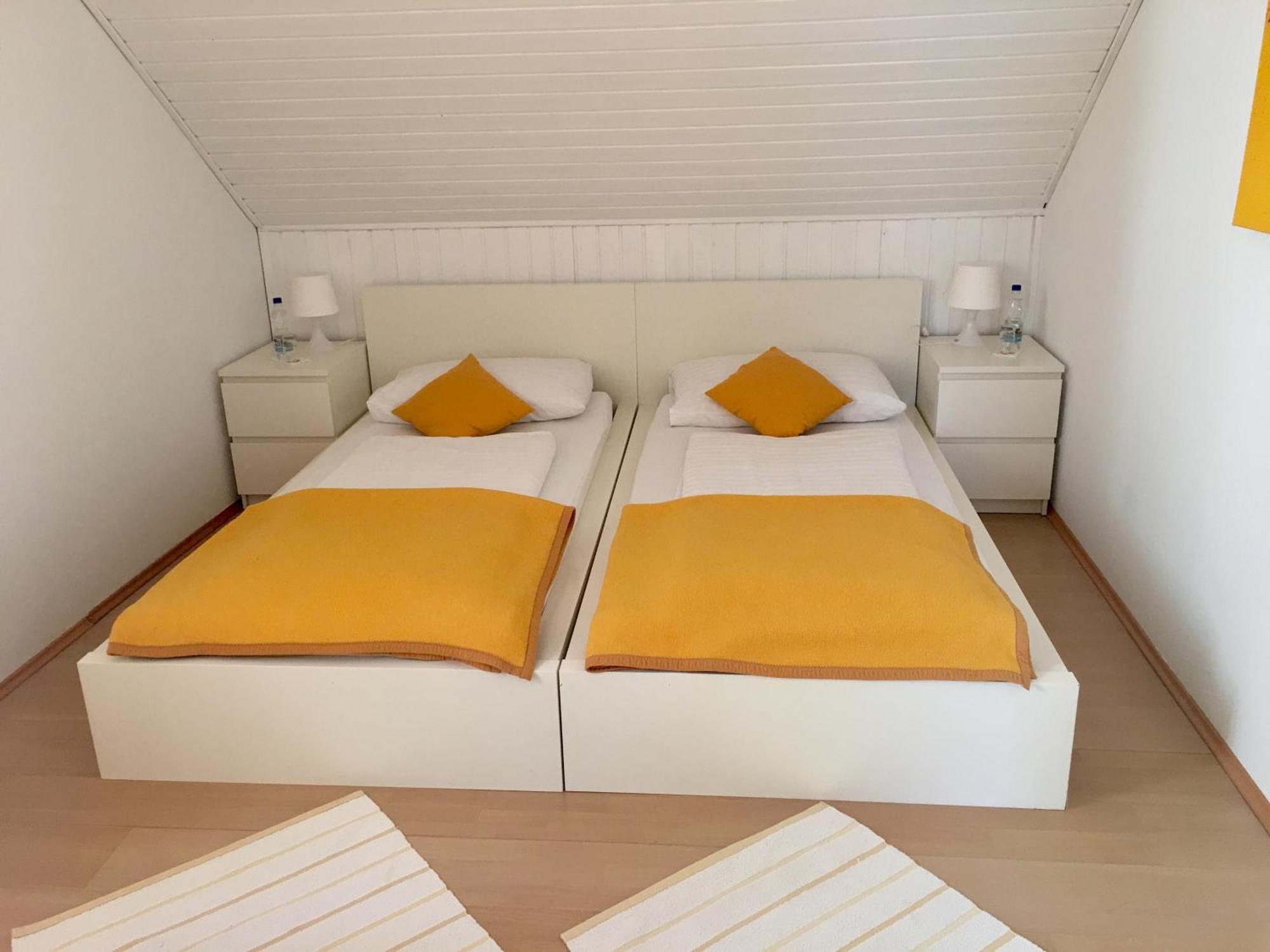 Goesser Bachgasslhof -- Bed And Breakfast -- Apartments Leoben  Buitenkant foto